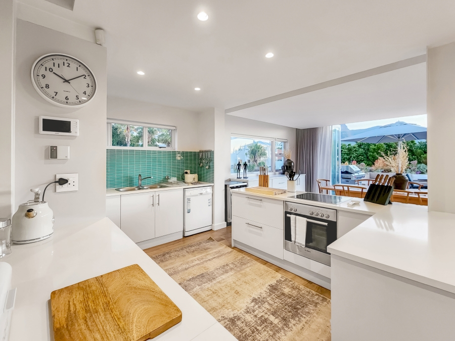 7 Bedroom Property for Sale in Camps Bay Western Cape